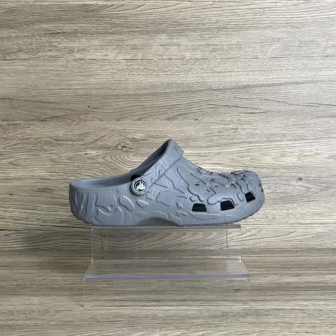Crocs Classic Clog Textured Grey