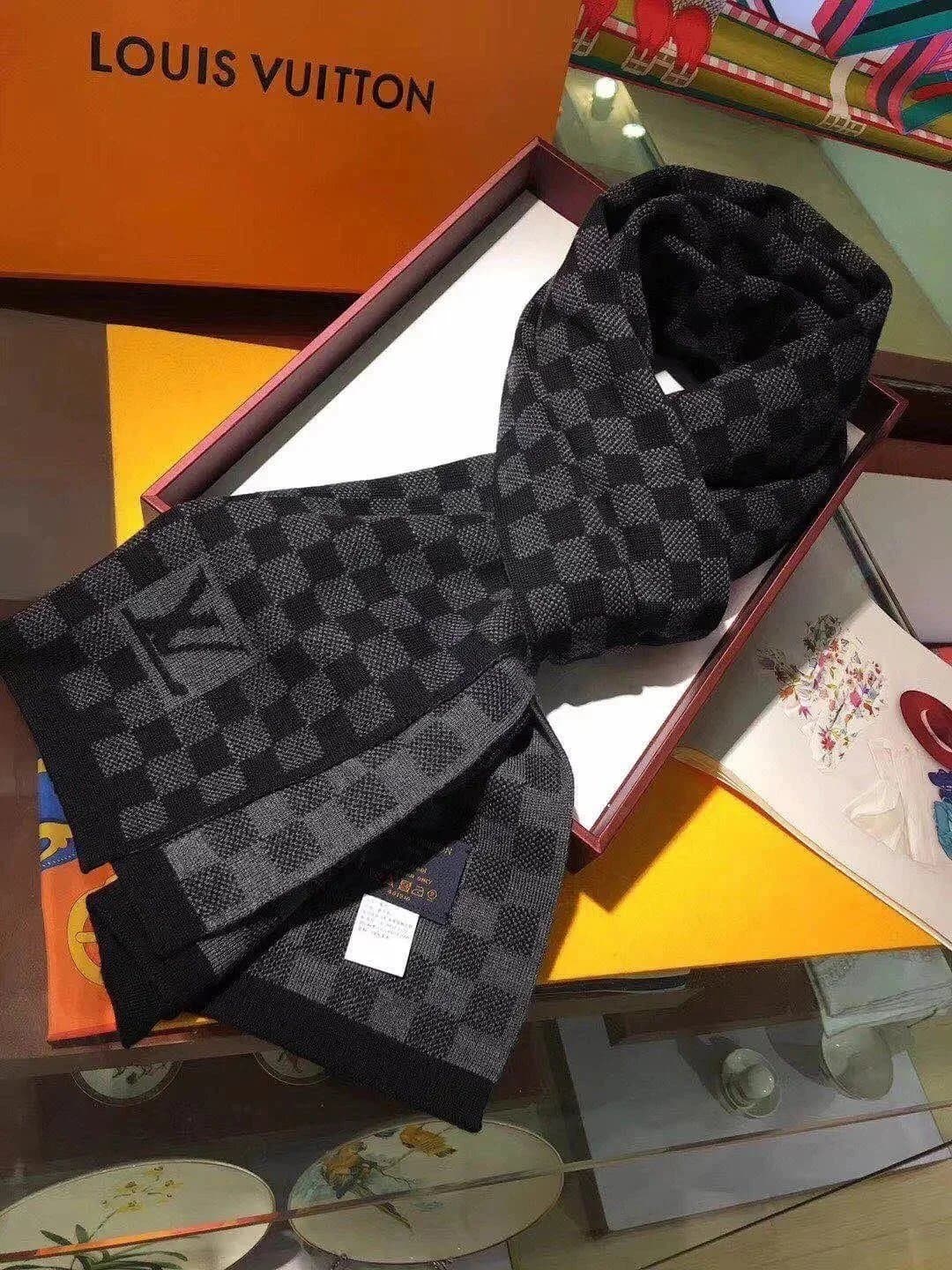 Louis Vuitton Damier Knit Scarf Monogram Damier