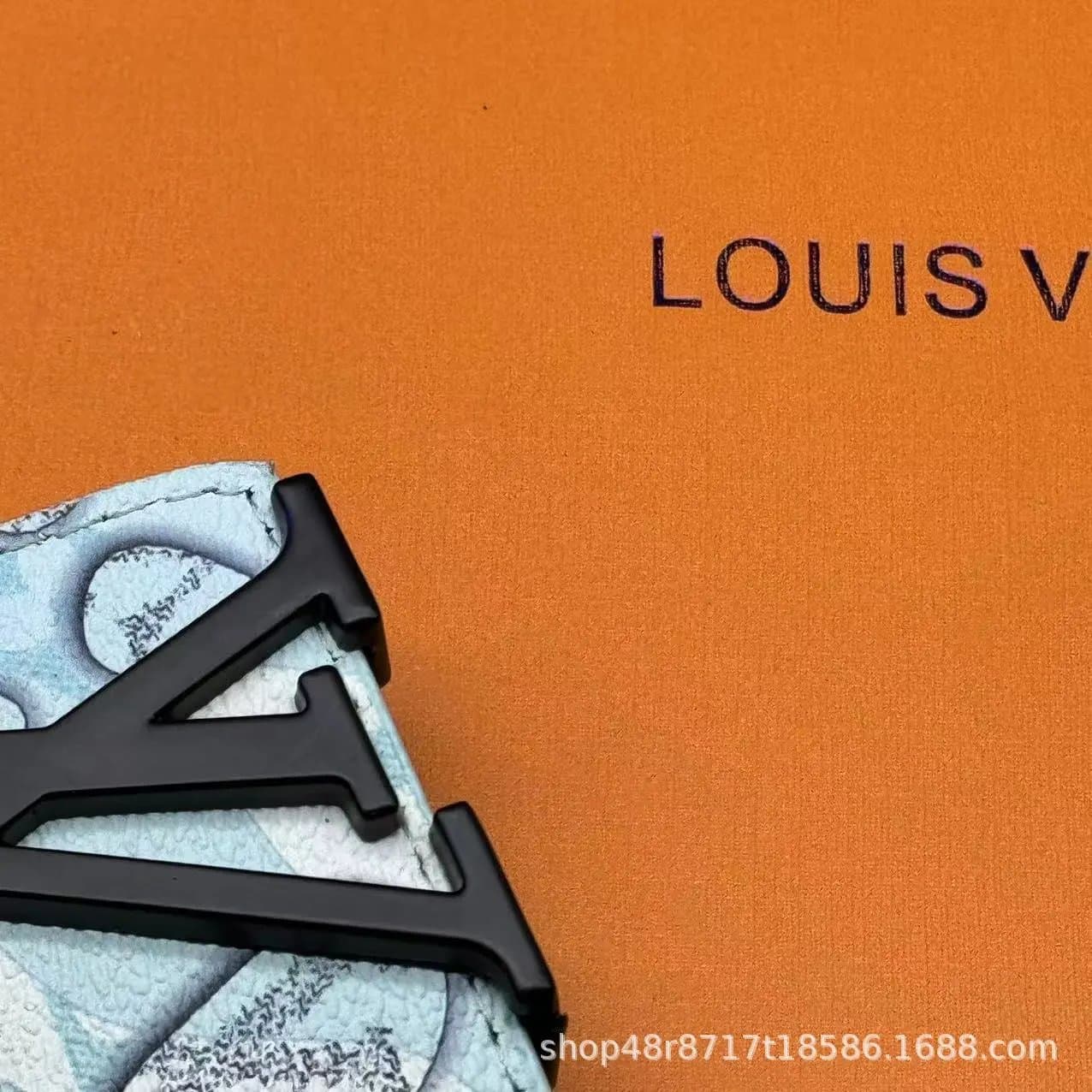 Louis Vuitton LV x KAWS Belt Multicolor Graffiti Print — 蓝水滴 黑扣