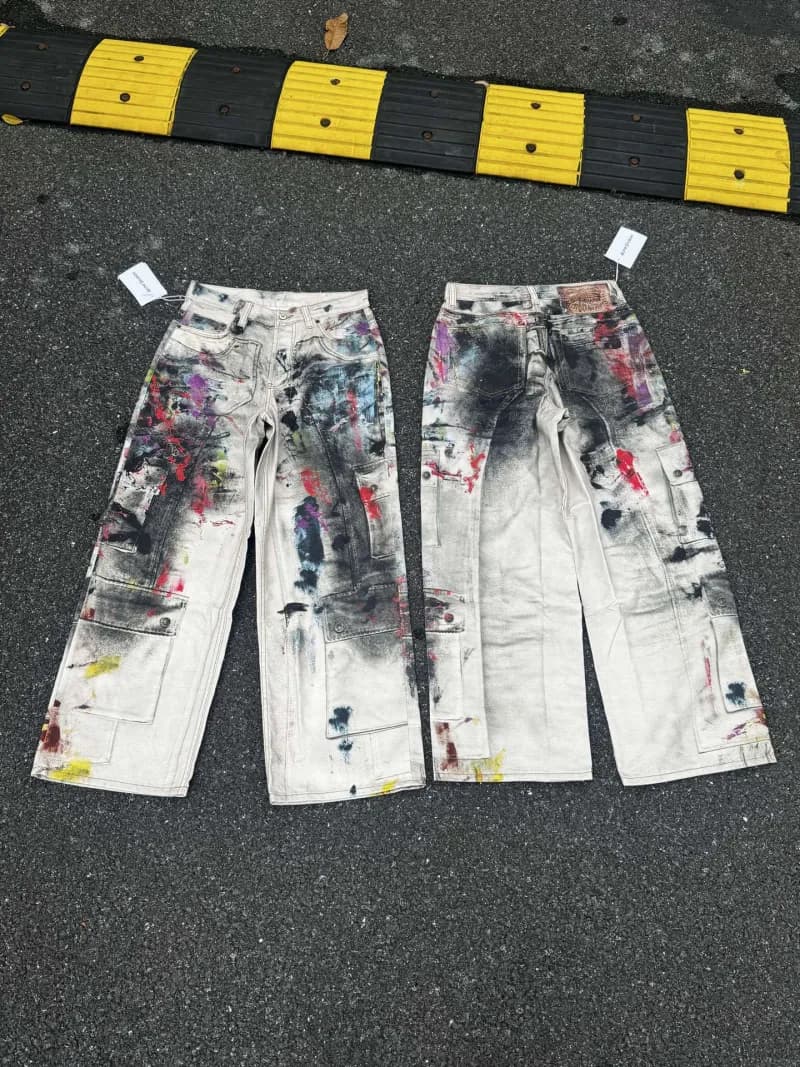 Levi's Cargo Jeans Paint-Splatter Distressed