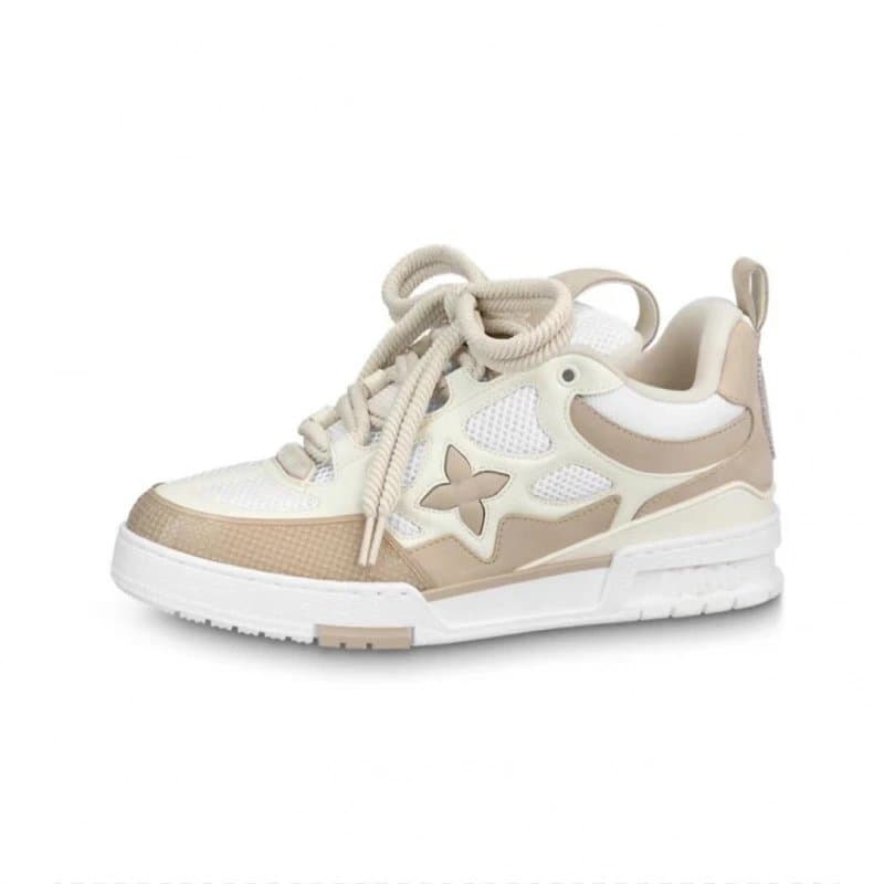 Travis Scott × Nike Air Jordan 1 Low OG Lunar Tint — 米白色