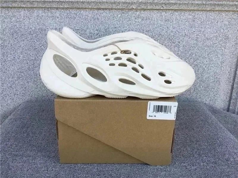 Yeezy Slide Bone — G55486