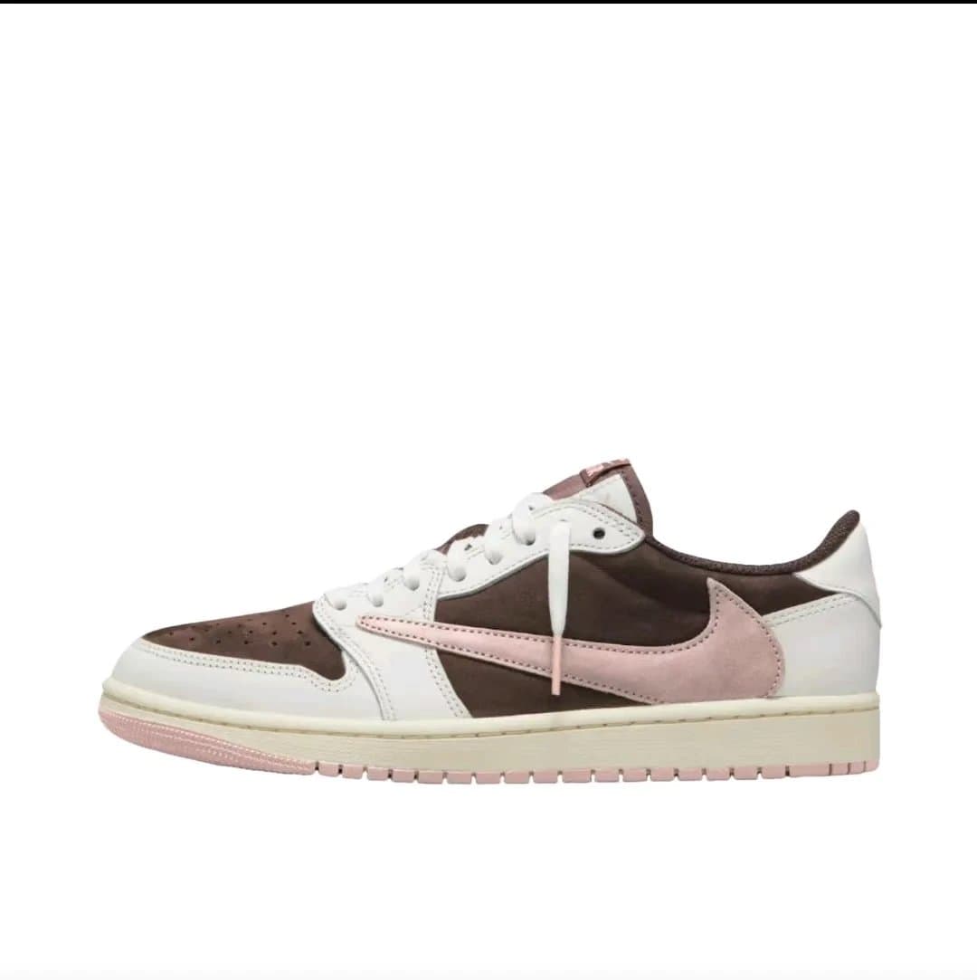Nike × Travis Scott Dunk Low Cactus Jack — 1