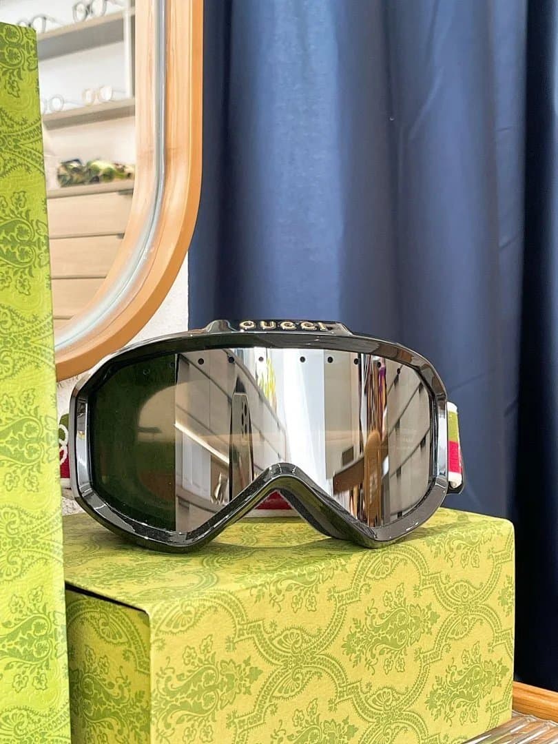 Gucci Goggles Mirror Lens