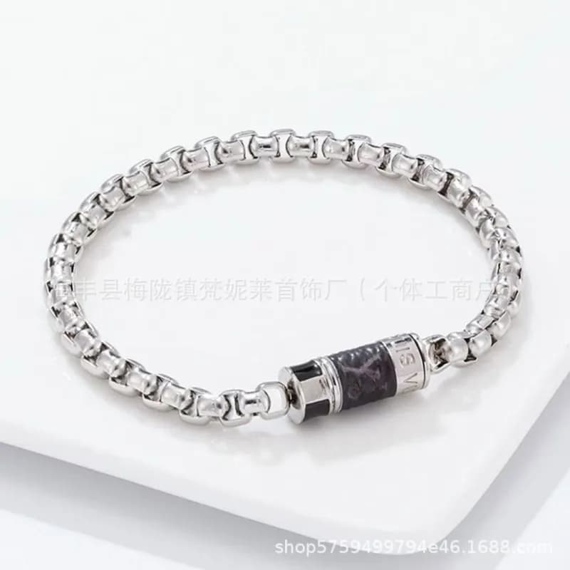 Louis Vuitton Chain Bracelet Monogram Carbon Fiber