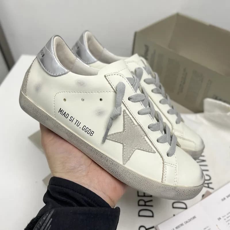 Golden Goose Superstar Distressed White with Grey Star