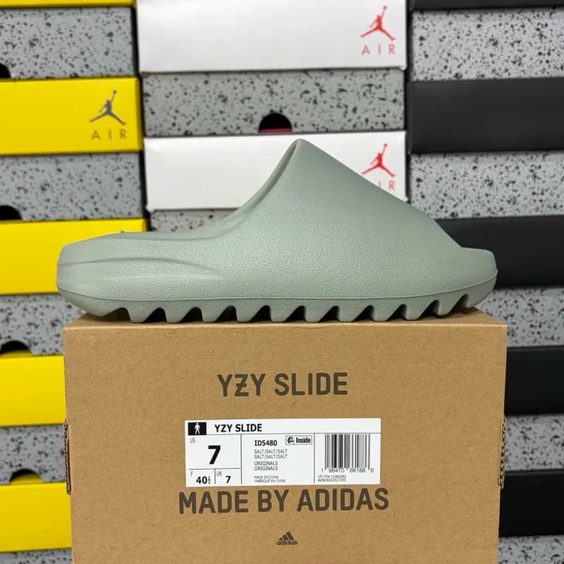 Yeezy Slide Salt