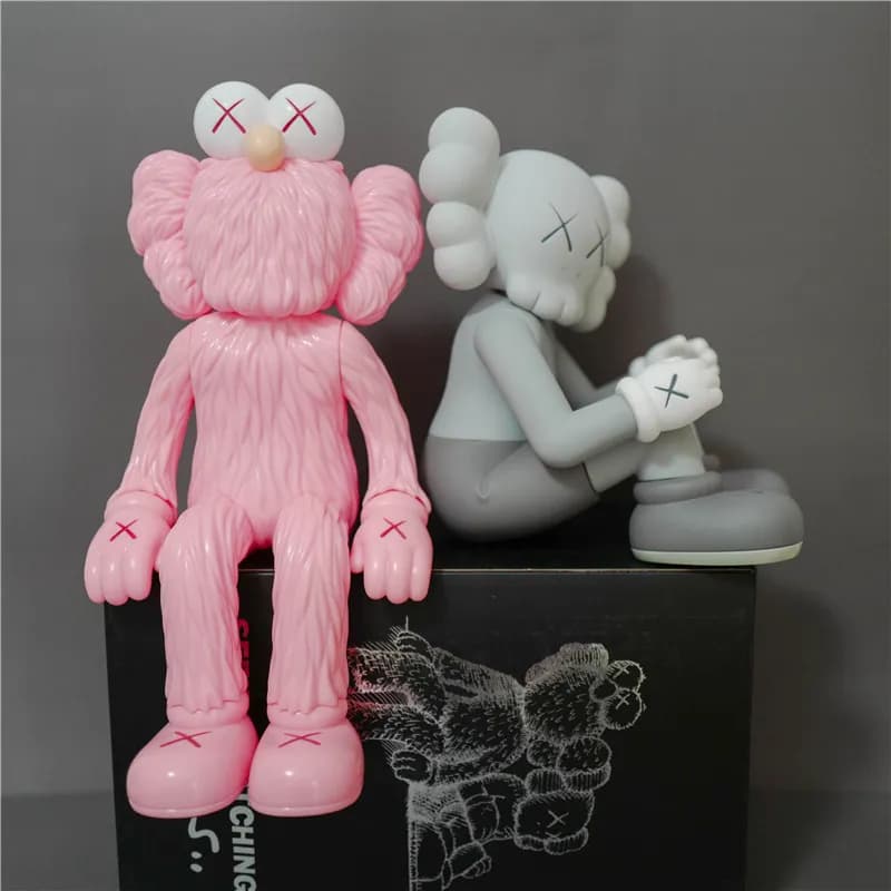 BAPE × KAWS Half-Brain Ape Figure Split Brain Design — 长沙IFS款-灰粉一套
