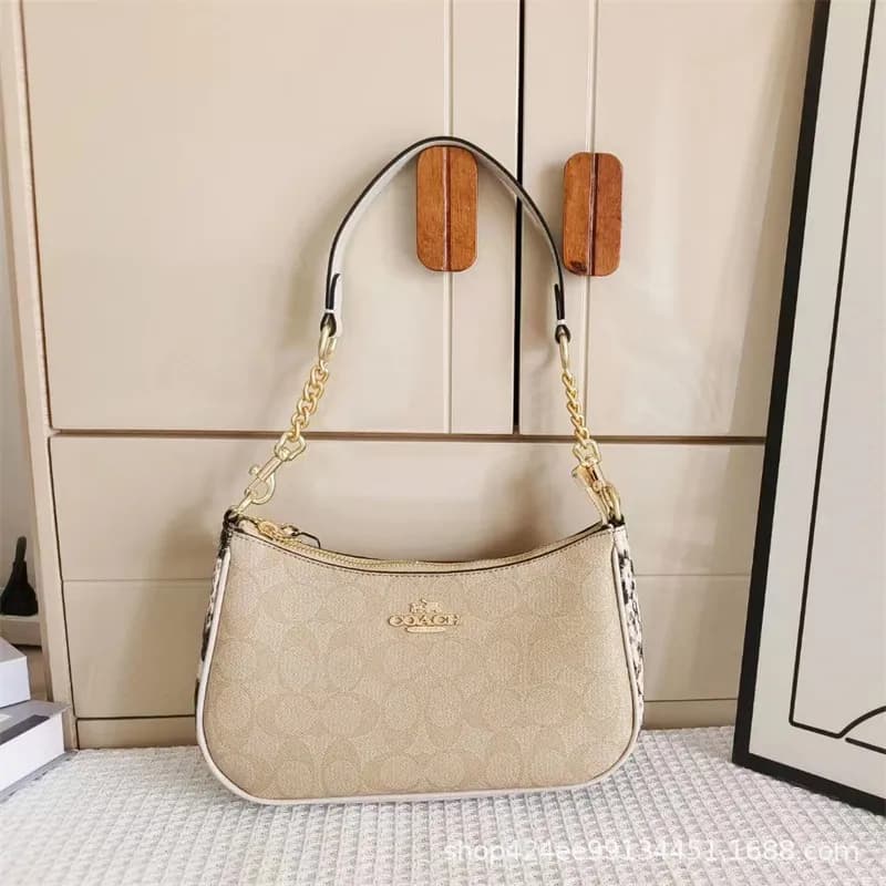Gucci GG Marmont Mini Matelassé Leather with Chain Strap