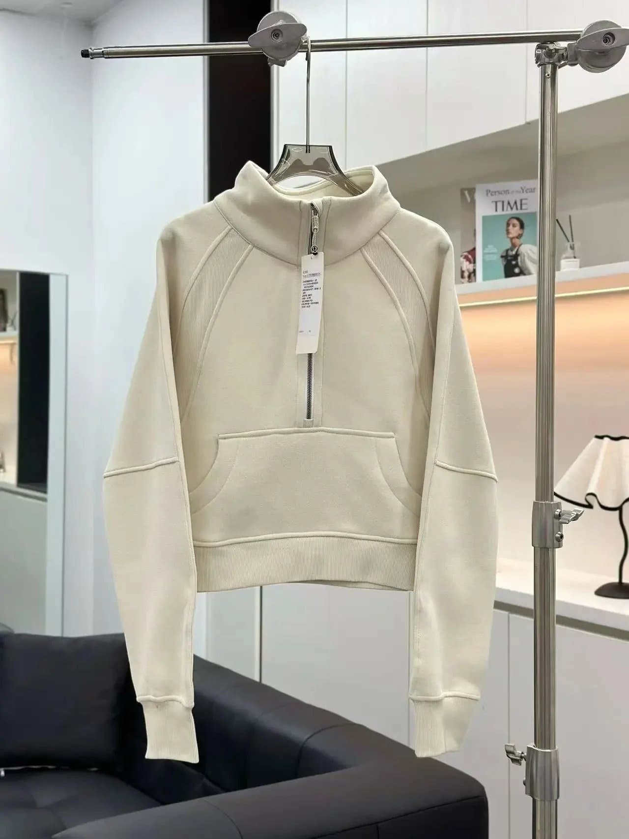 Lululemon Half-Zip Pullover Heather Grey — 米白卫衣