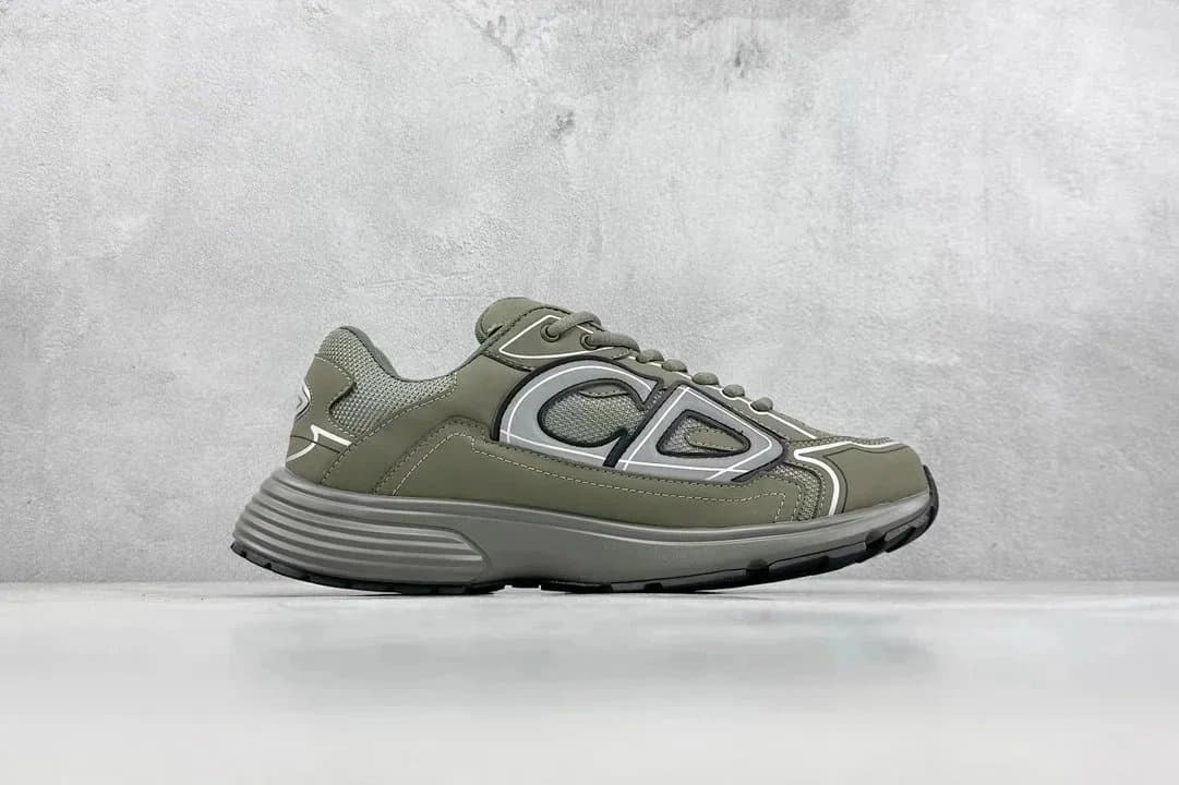 Dior Bobby Sneaker CD Logo — b30-12