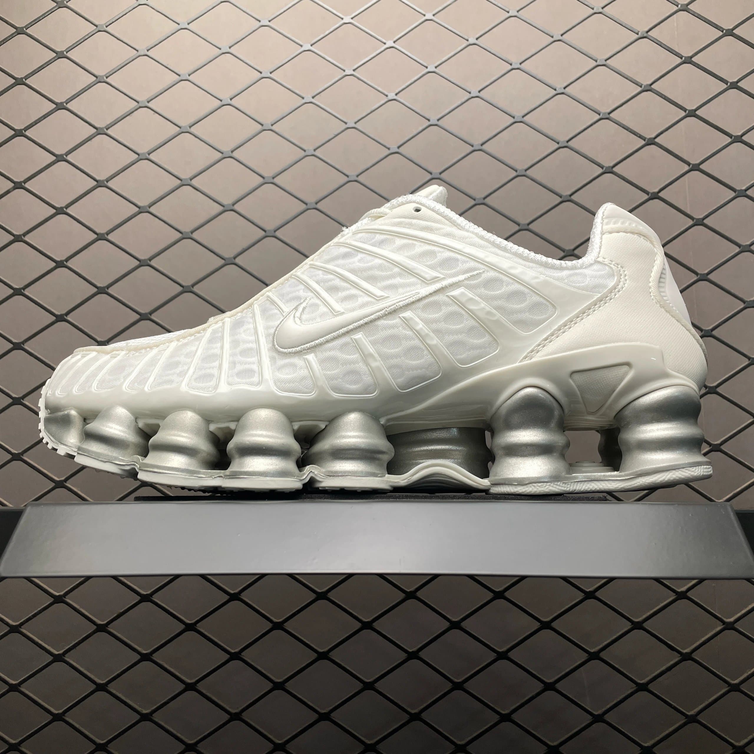 Nike Air Max Plus Triple White