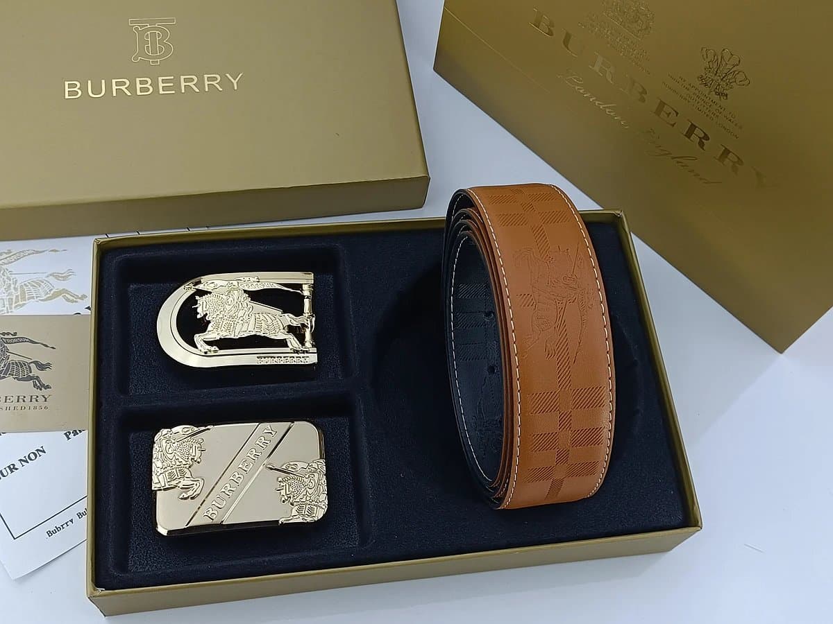 Burberry Check Pattern Belt Equestrian Knight Buckle