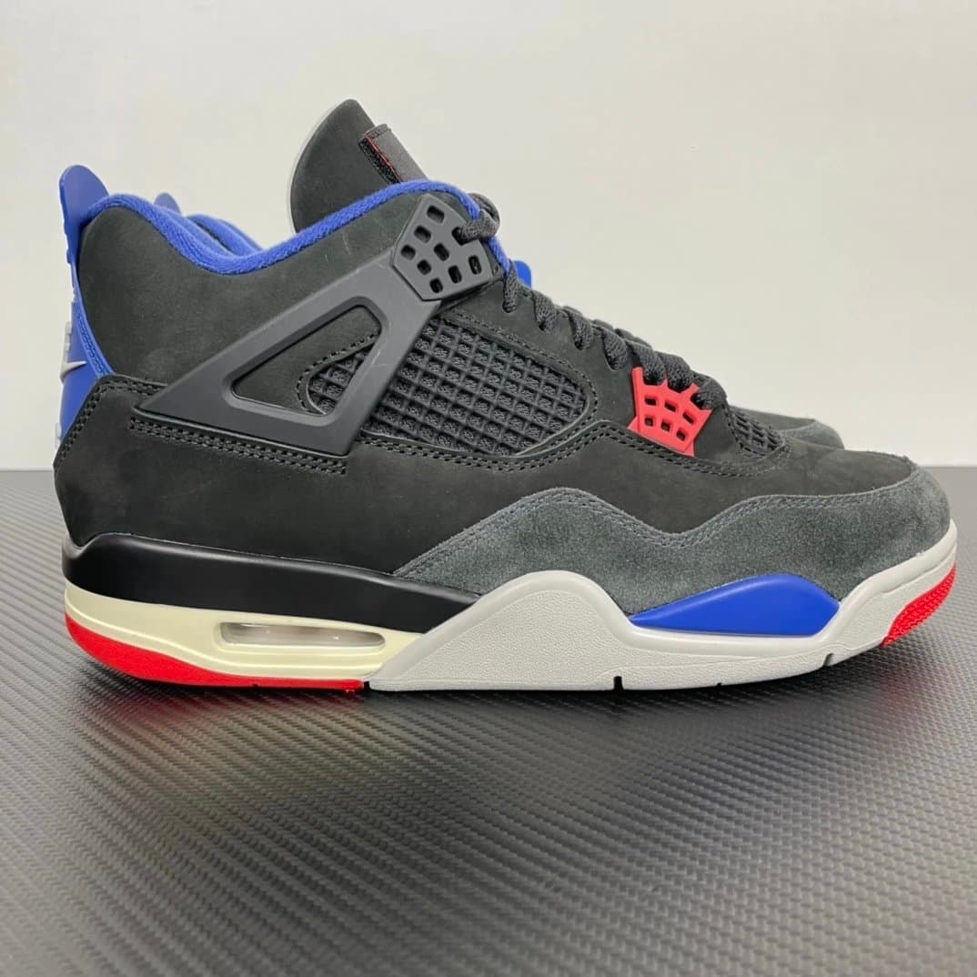 Air Jordan 4 Bred