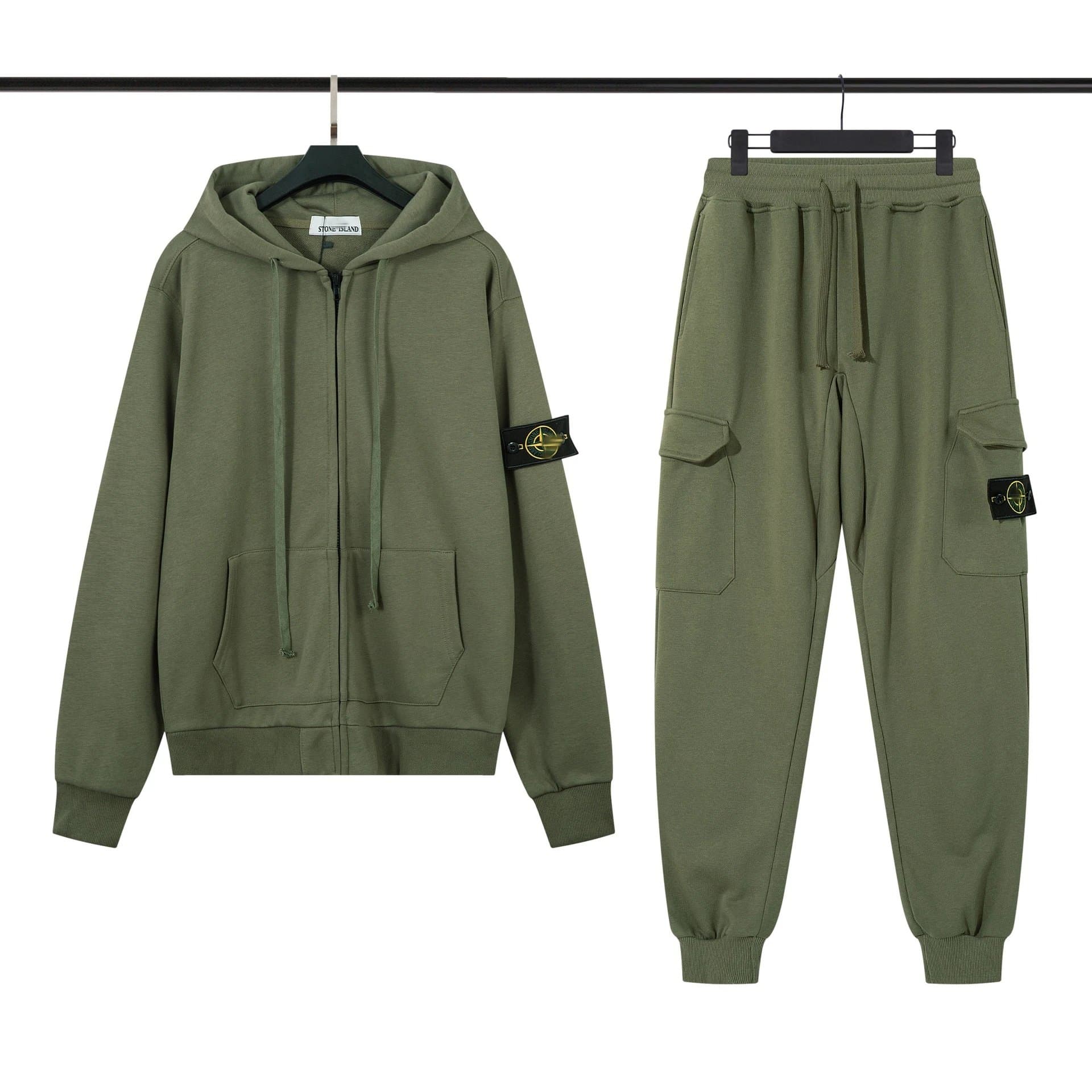 Stone Island Cargo Joggers Compass Patch — 一整套军绿