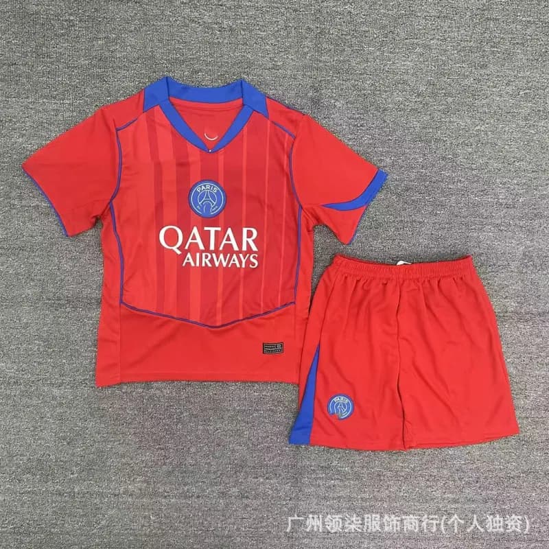 Home Kit Qatar Airways