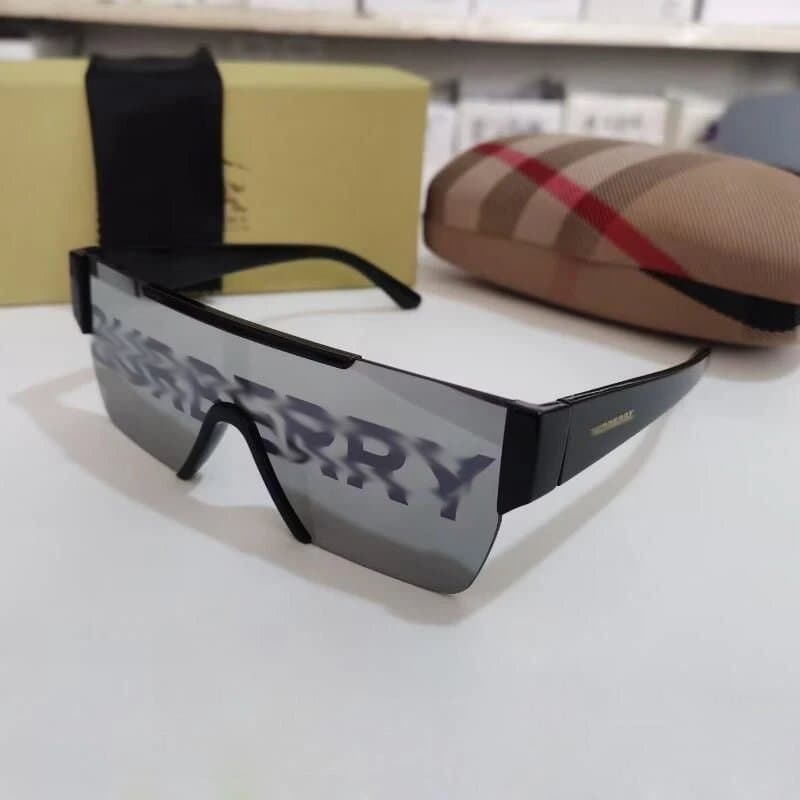Gentle Monster Shield Sunglasses Mirror Lens — 黑框白水银带字母