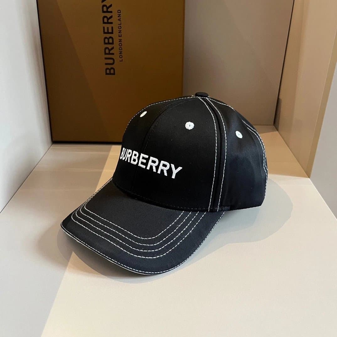 Burberry Baseball Cap Vintage Check — 040105190
