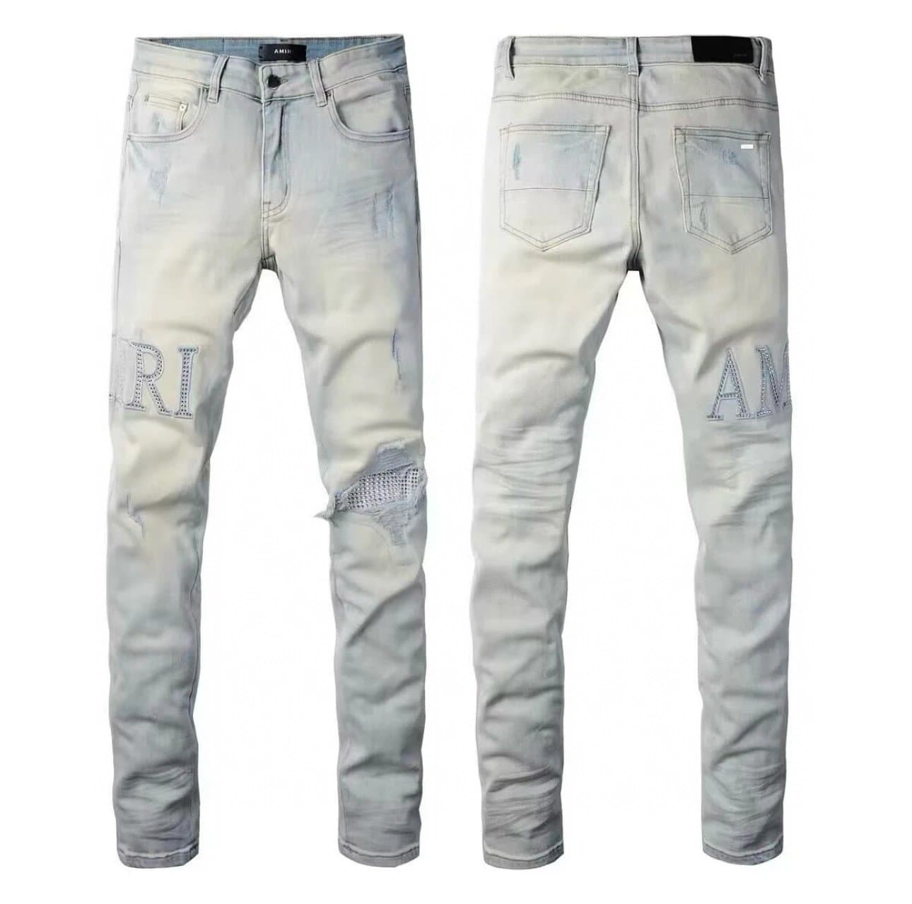 Amiri Distressed Jeans IRIAM Logo Patch — M01