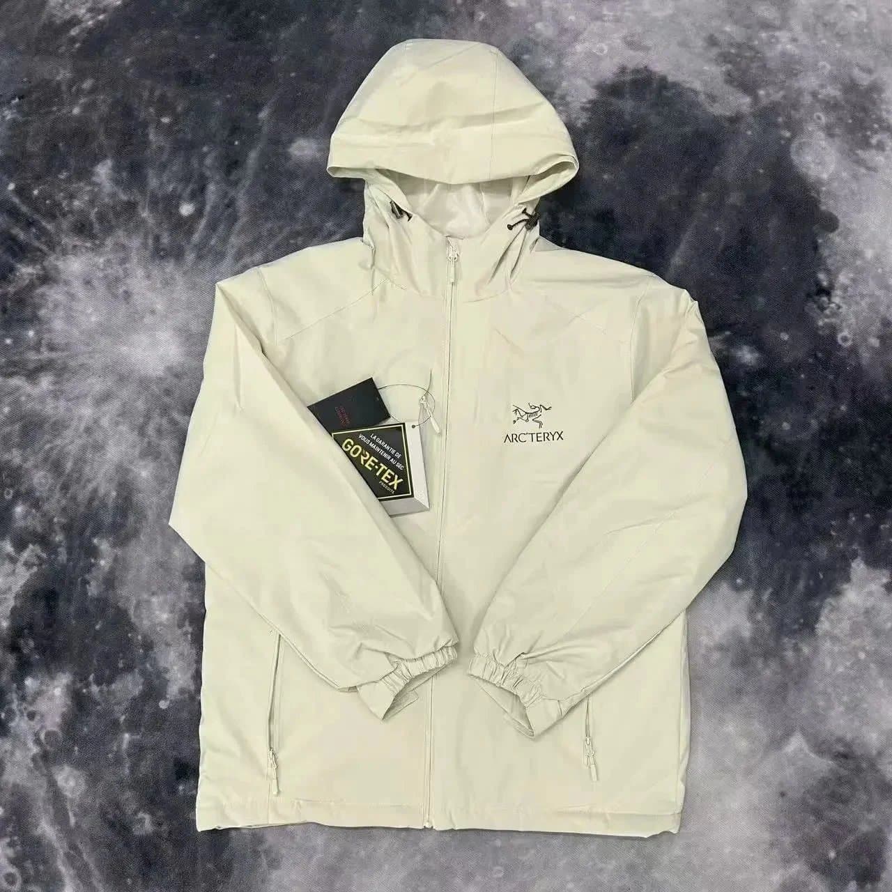 Arc'teryx Alpha SL Jacket High-Visibility Orange — 40