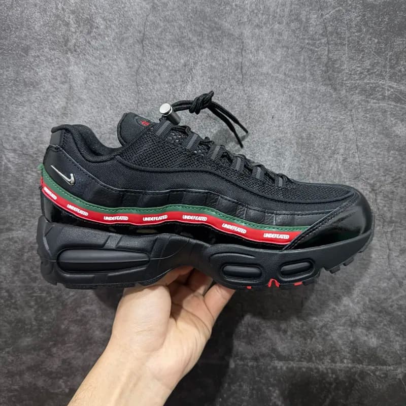 Nike Air Max 95 Undefeated