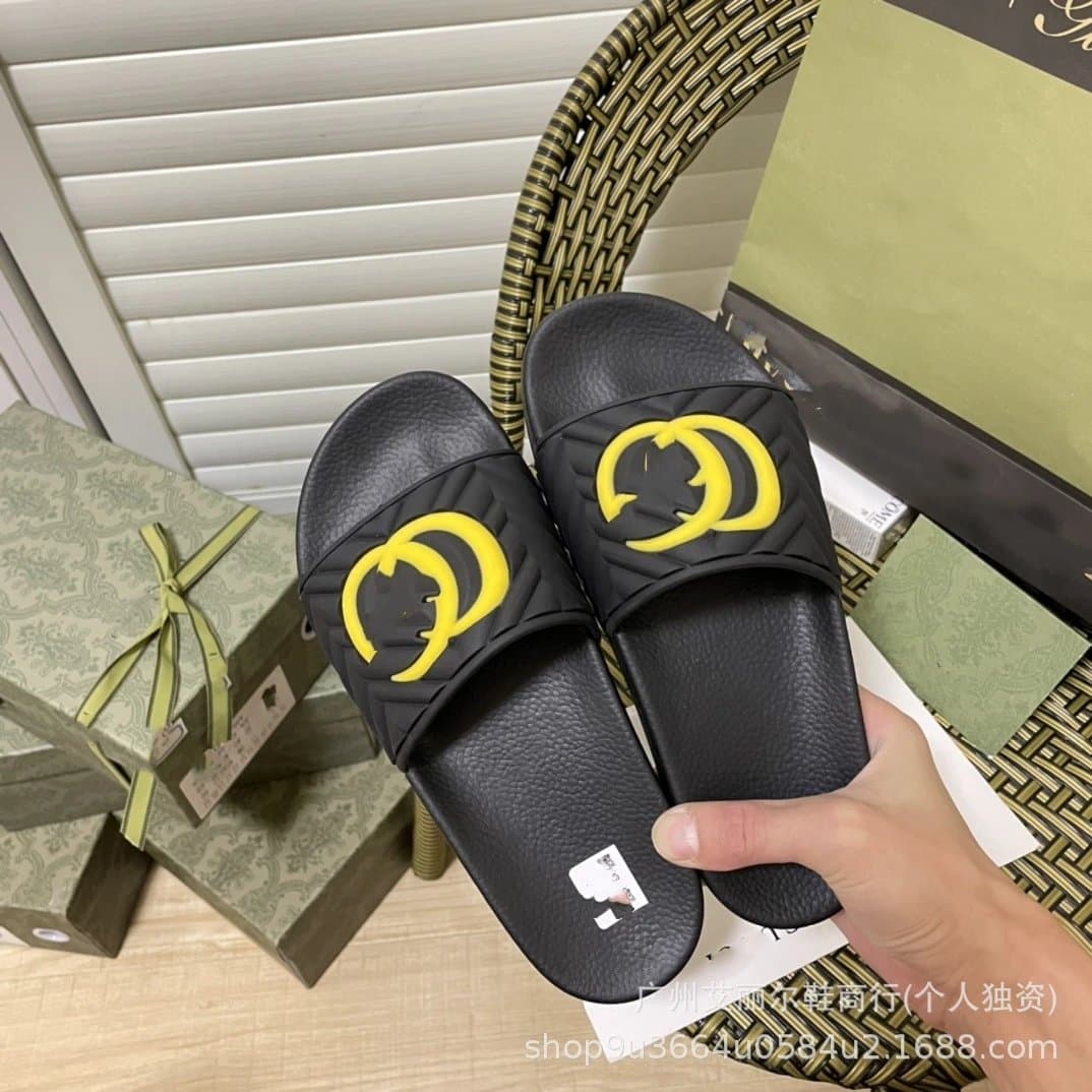 Gucci Slide Sandal Interlocking G — 大G黄