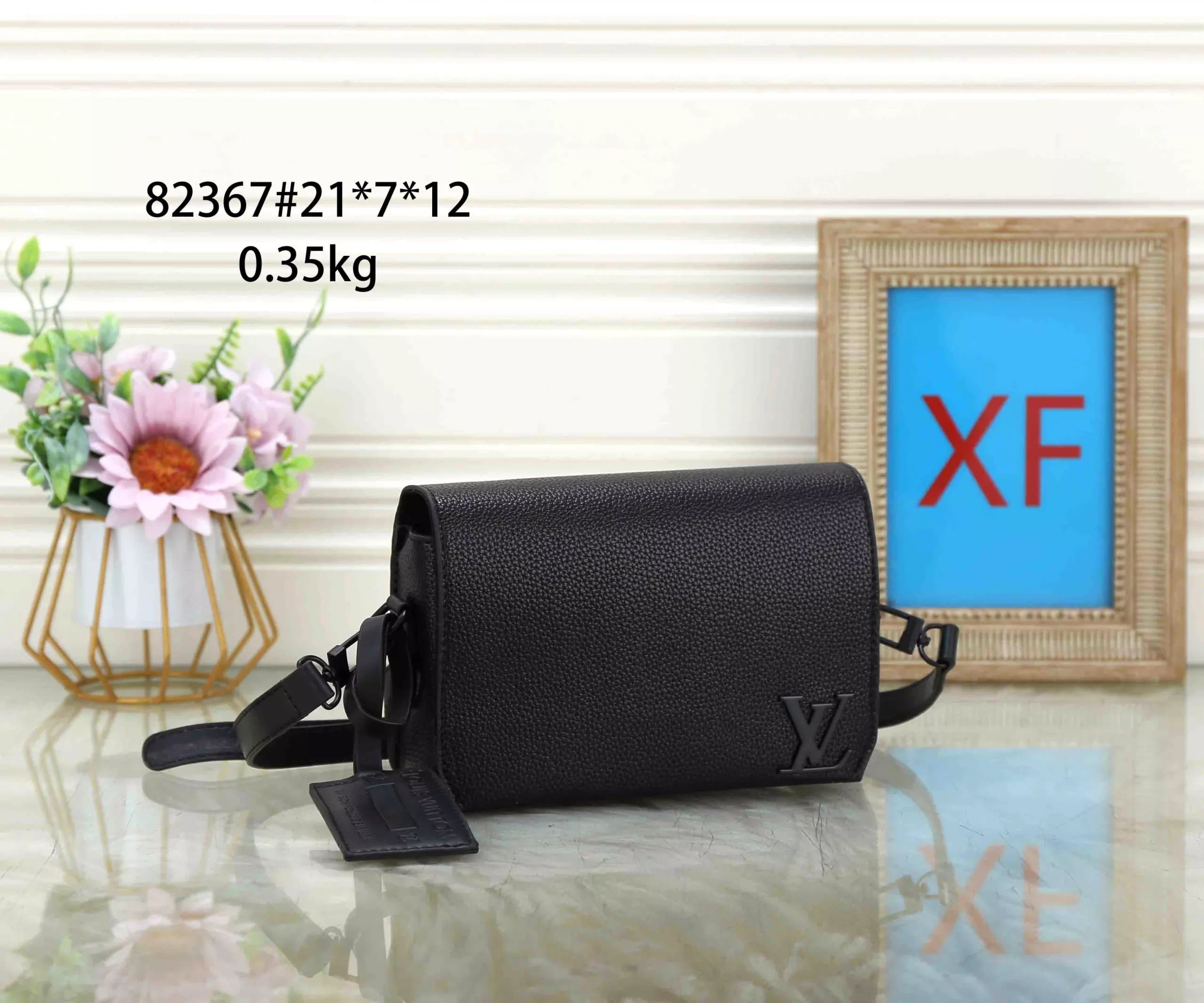 Louis Vuitton LV Pochette Monogram Empreinte — 82367#黑色