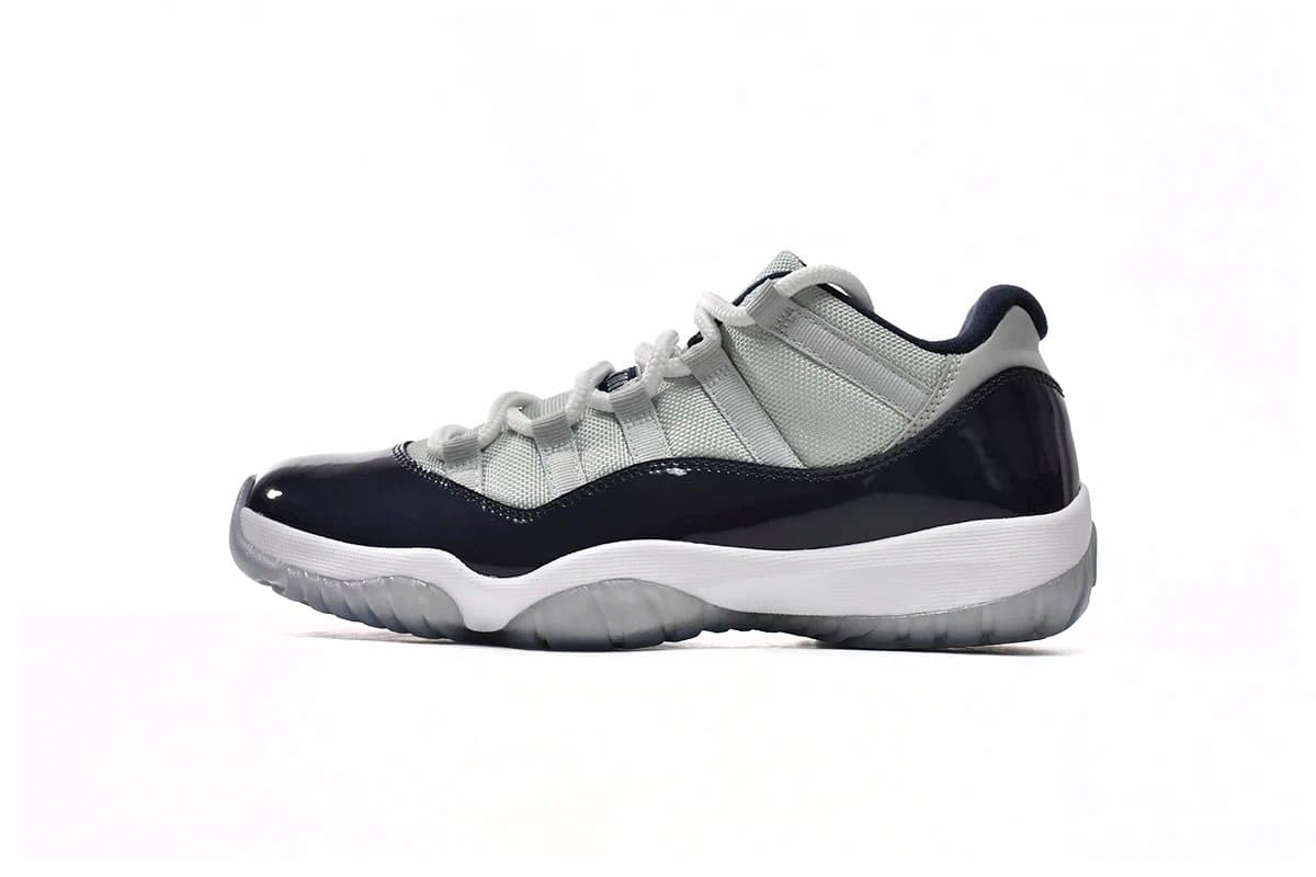 Air Jordan 11 Low Concord