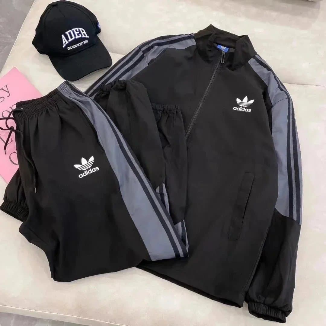 Adidas Track Jacket Classic 3-Stripes — 11