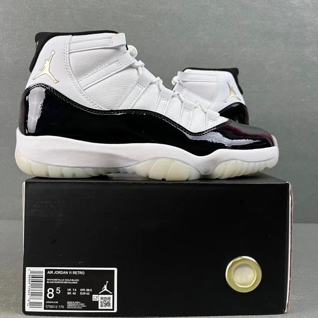Air Jordan 11 Retro White/Metallic Gold-Black