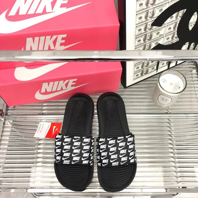 Nike Benassi JDI Swoosh Print