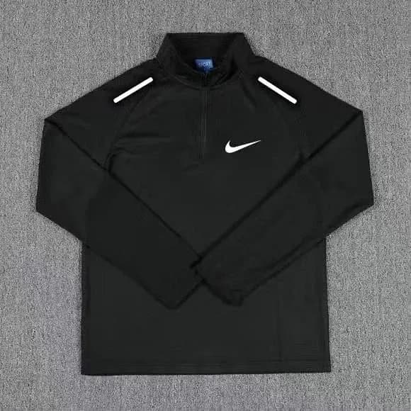 Nike T-Shirt and Shorts Set Reflective Swoosh — 长袖T恤-4