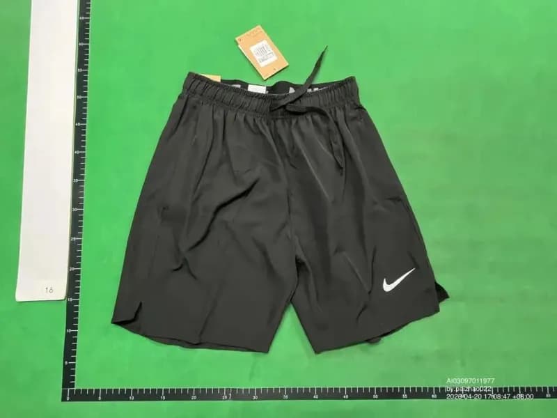 Nike Sport Shorts Vibrant Pink — 黑色短裤