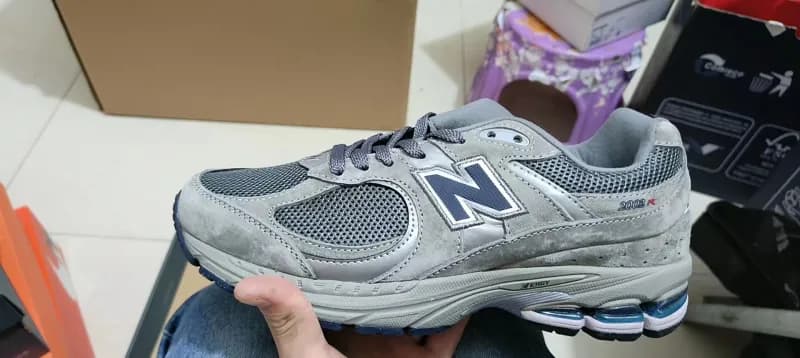 New Balance 2002R Grey/Navy