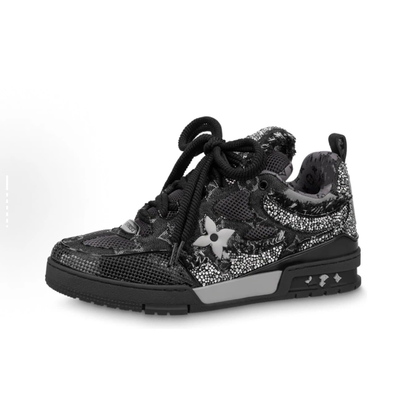 Louis Vuitton LV Trainer White Monogram — 24 黑牛钻