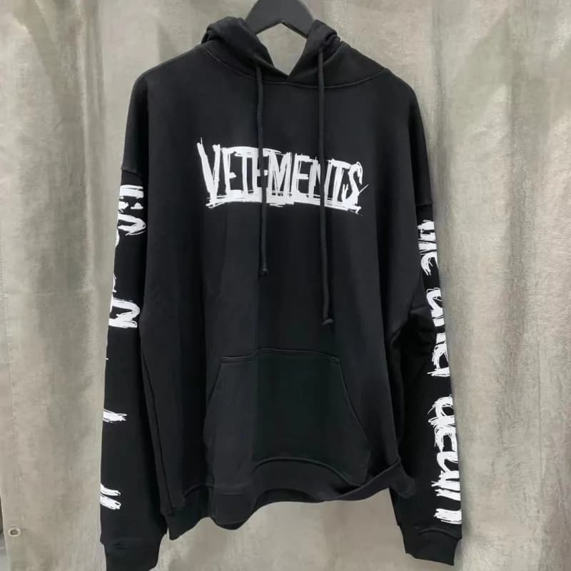 Vetements Hooded Sweatshirt Logo Print
