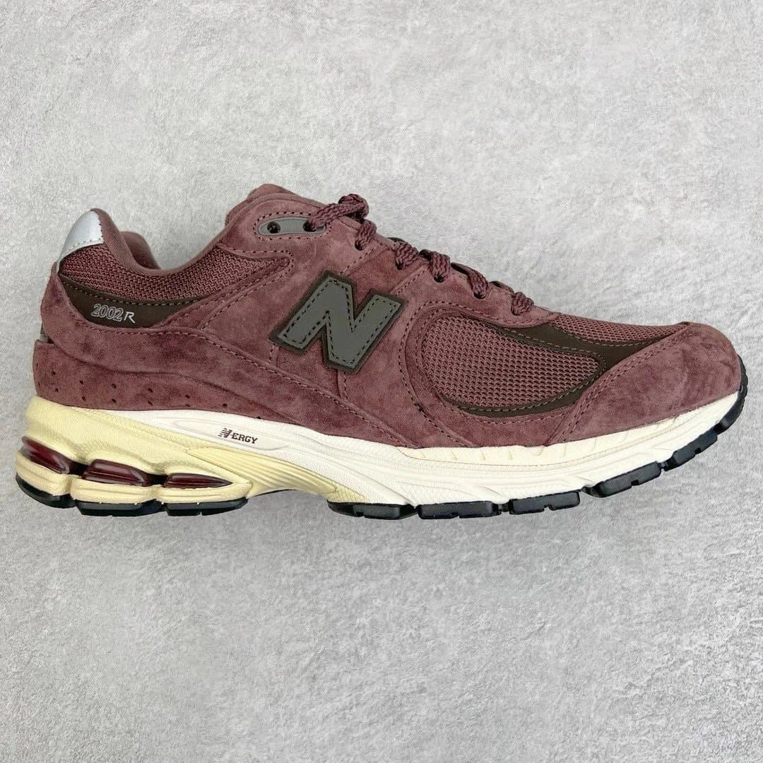 New Balance 2002R Grey Suede — M 2002RCD