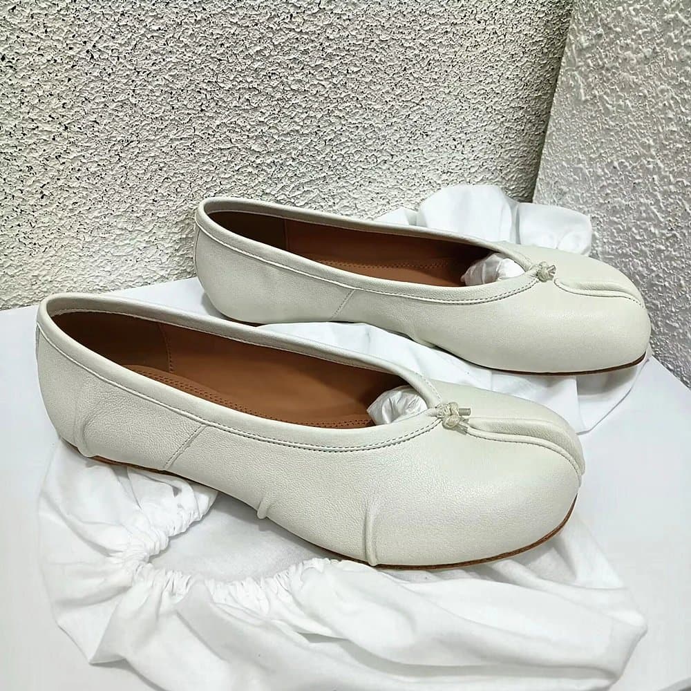 Maison Margiela Tabi Loafer Plain Leather