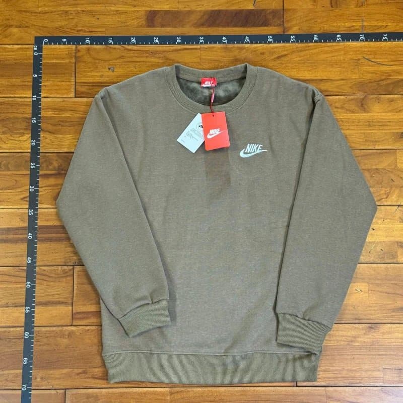 Nike Essential Hoodie Classic — 09
