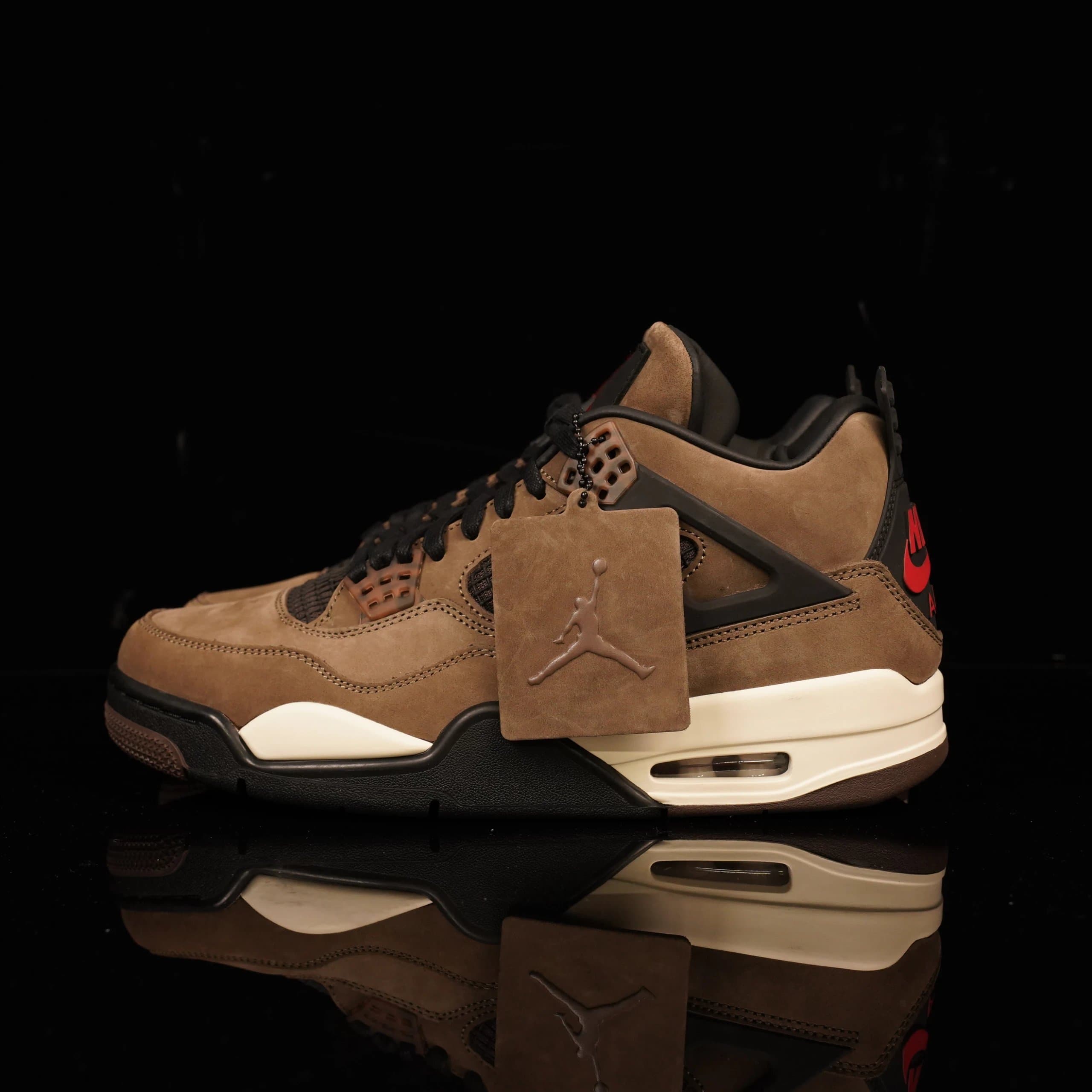 Air Jordan 4 GX Batch — 尺码备注 · J4 亲友限定 Travis Scott xAJ