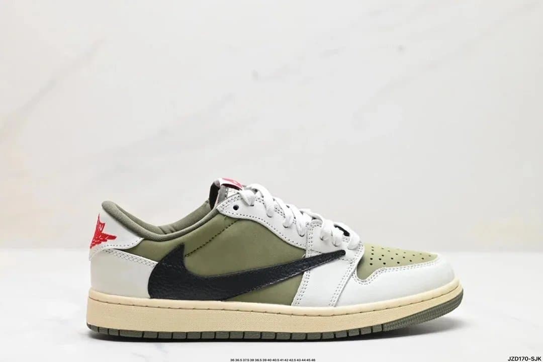 Nike Dunk Low Travis Scott Reverse Mocha — 17