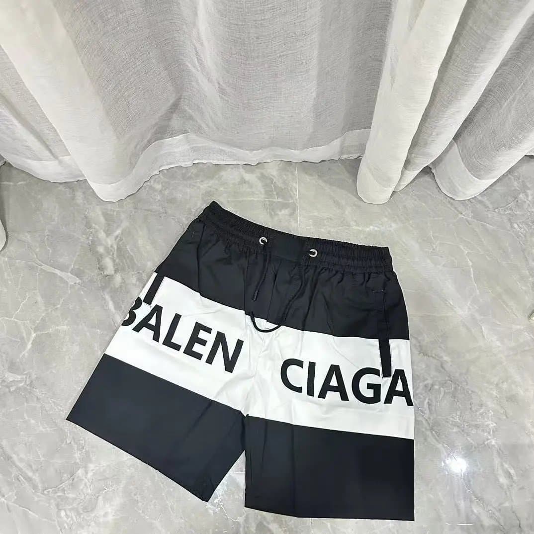 Burberry Equestrian Knight Shorts Check Stripe Side Panel — 黑色B
