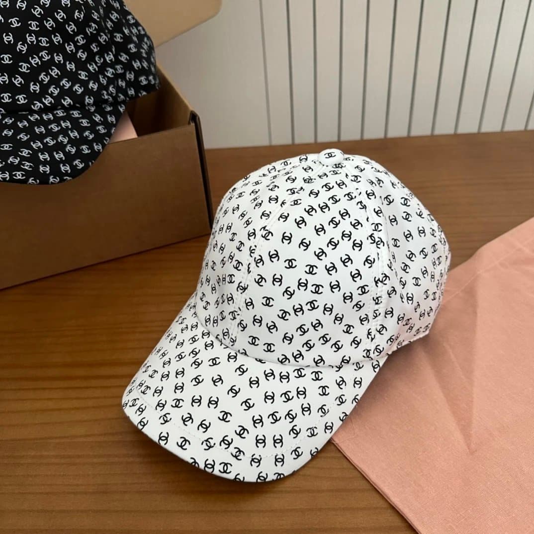 Gucci Bucket Hat GG Monogram — ASE118