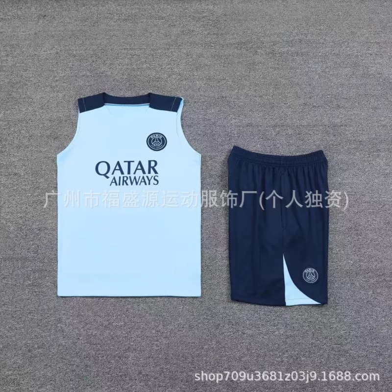 Nike Training Set Qatar Airways
