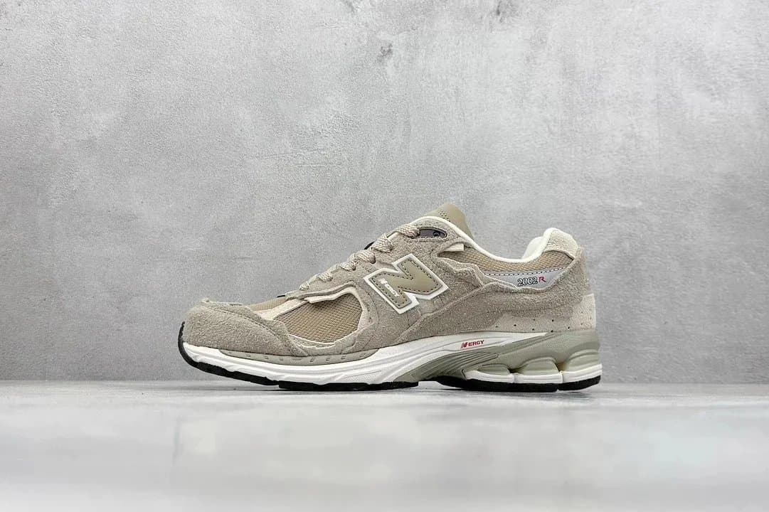 New Balance 2002R Desert Sand