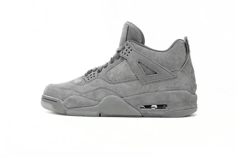Air Jordan 4 Bred — EUR36-EUR47.5(Message Size) · KAWS灰