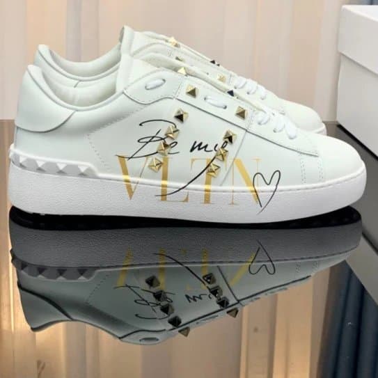 Valentino Rockstud Sneaker Be Mine