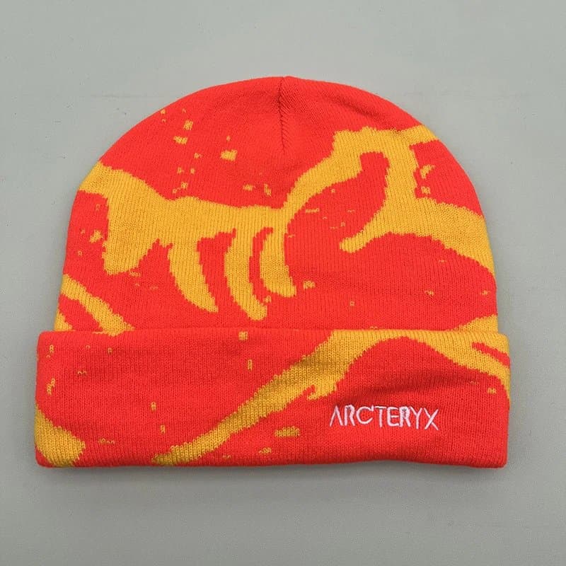 Arc'teryx Beanie Bird Logo — 均码 · 鸟家迷彩刺绣-橙色
