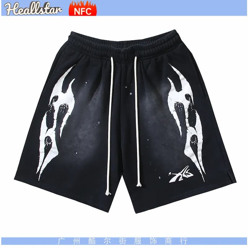 Hellstar Flame Print Shorts Black with Red Flames — 779洗水黑