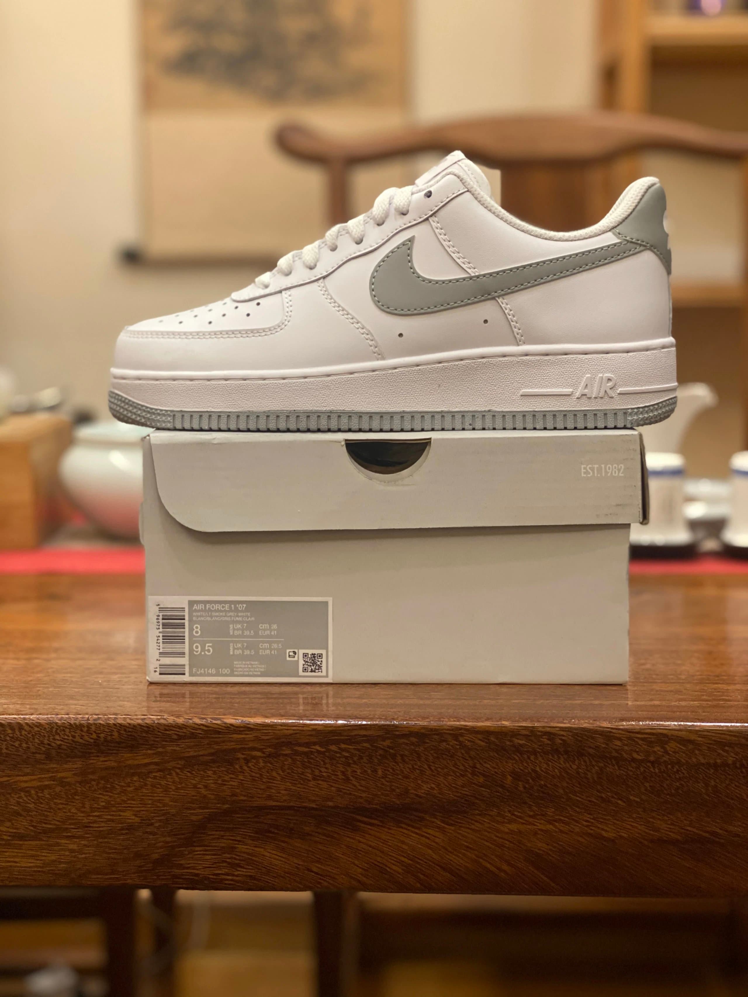 Nike Air Force 1 '07 Low White/Smoke Grey